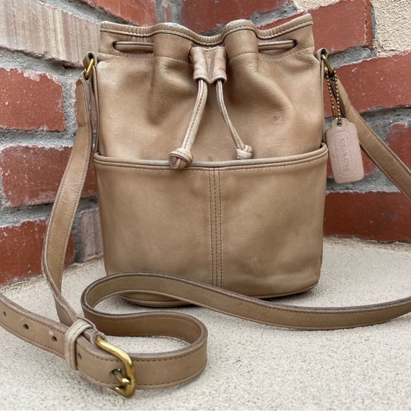 VTG COACH All Leather drawstring bucket bag in Natural/Neutral | USA 🇺🇸 1998 - Picture 2 of 11